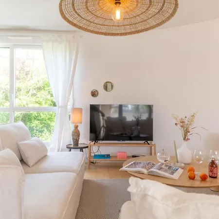 Bel Appartement Lumineux A Biarritz Exterior photo